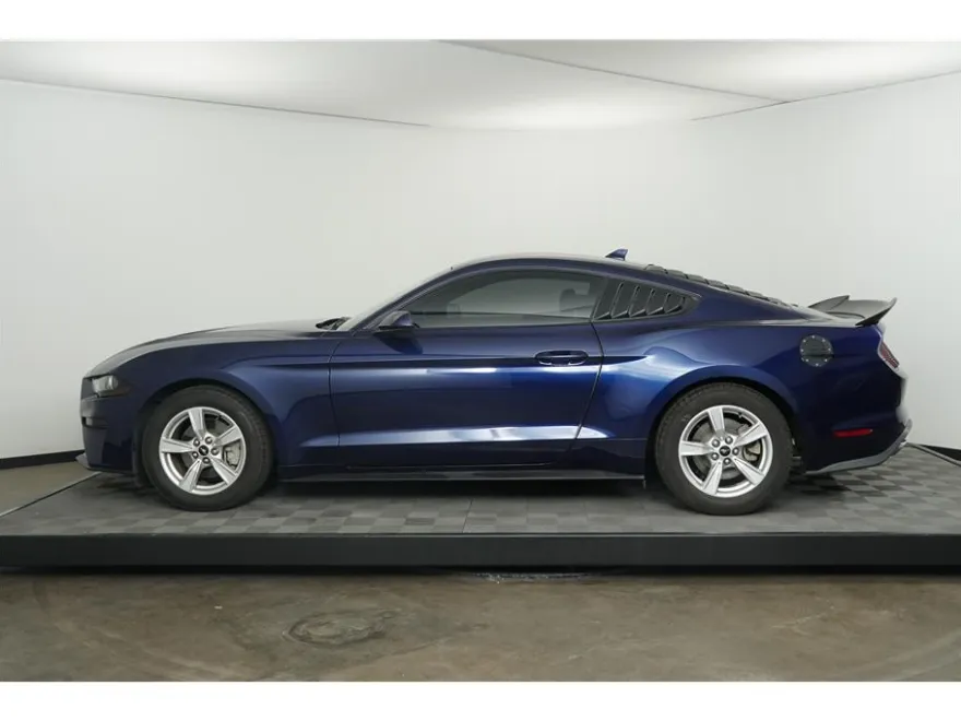 2020 Ford Mustang EcoBoost photo 1