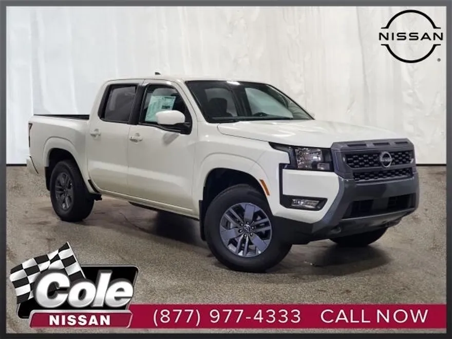 2025 Nissan Frontier SV photo 1