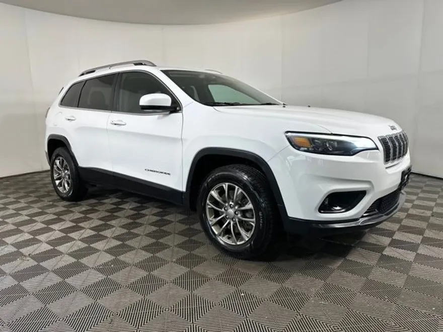 2019 Jeep Cherokee Latitude photo 1
