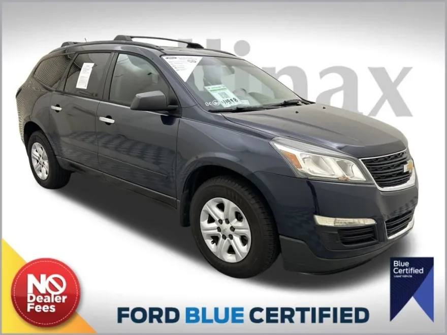 2016 Chevrolet Traverse LS photo 1