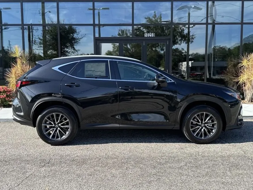 2026 Lexus NX 350 photo 1