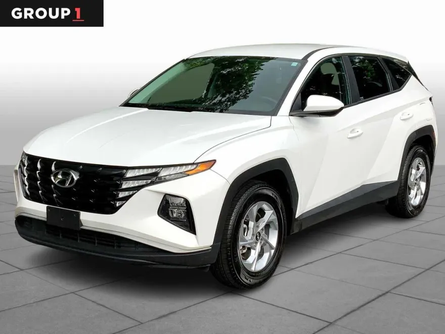 2024 Hyundai Tucson SE photo 1