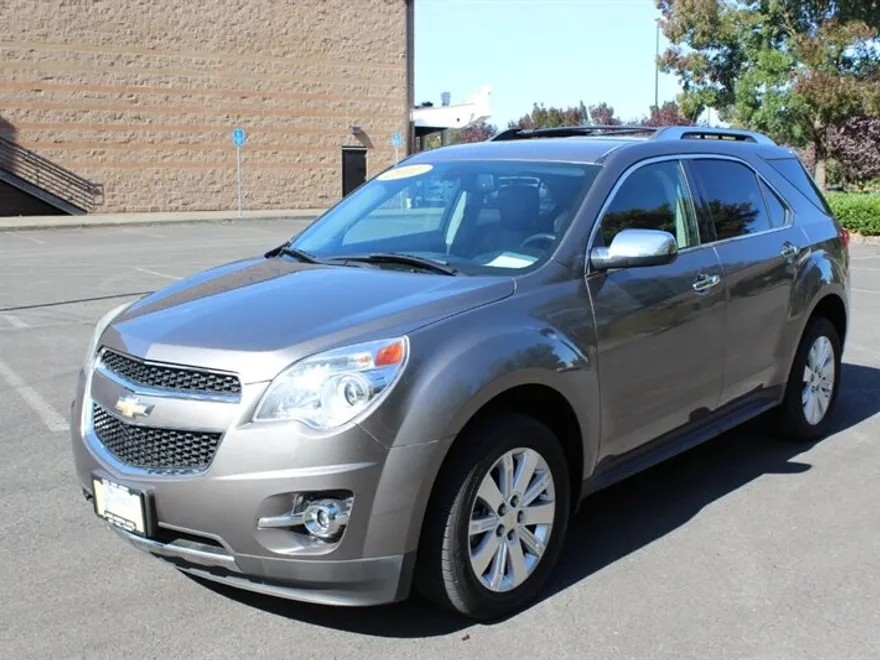 2011 Chevrolet Equinox LTZ photo 1