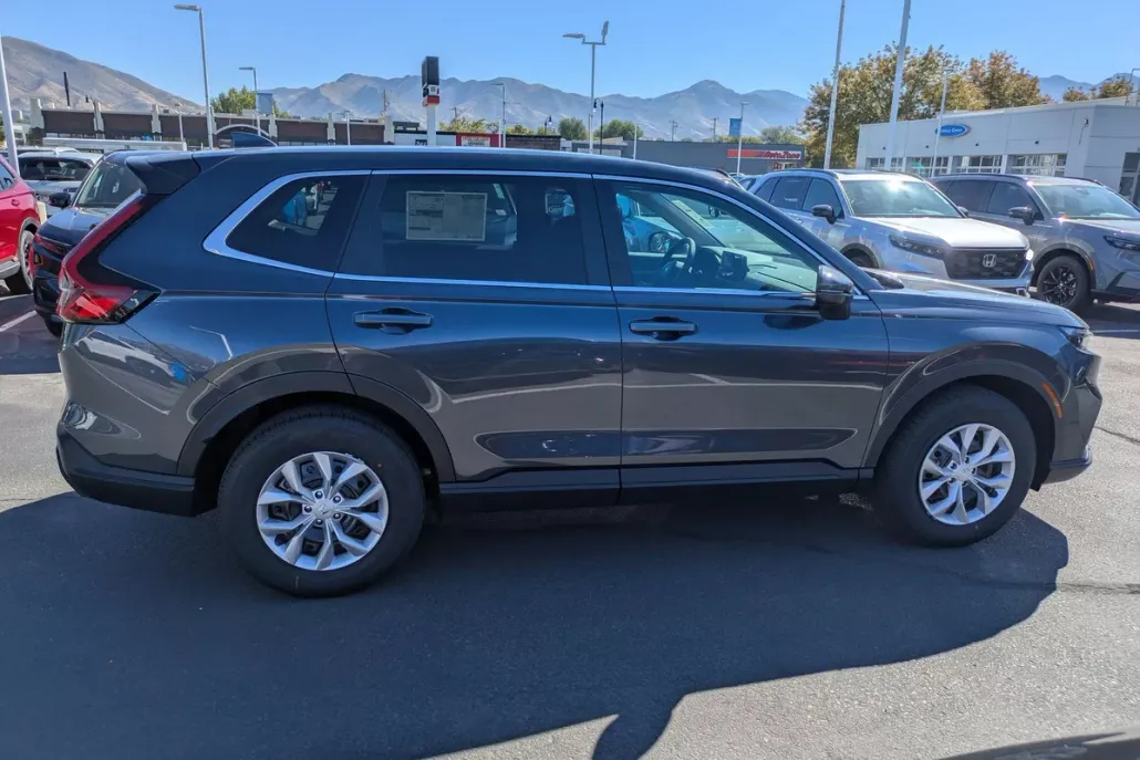 2026 Honda CR-V LX photo 1