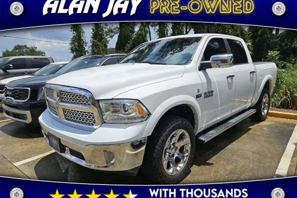 2018 Ram 1500 Laramie photo 1