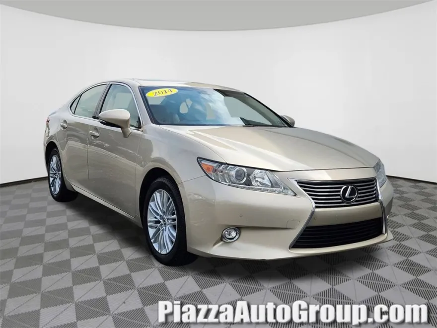 2014 Lexus ES 350 photo 1