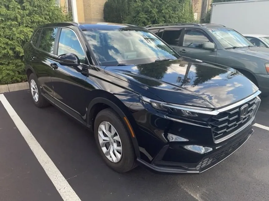2023 Honda CR-V LX photo 1