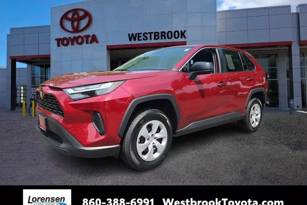 2024 Toyota RAV4 LE photo 1
