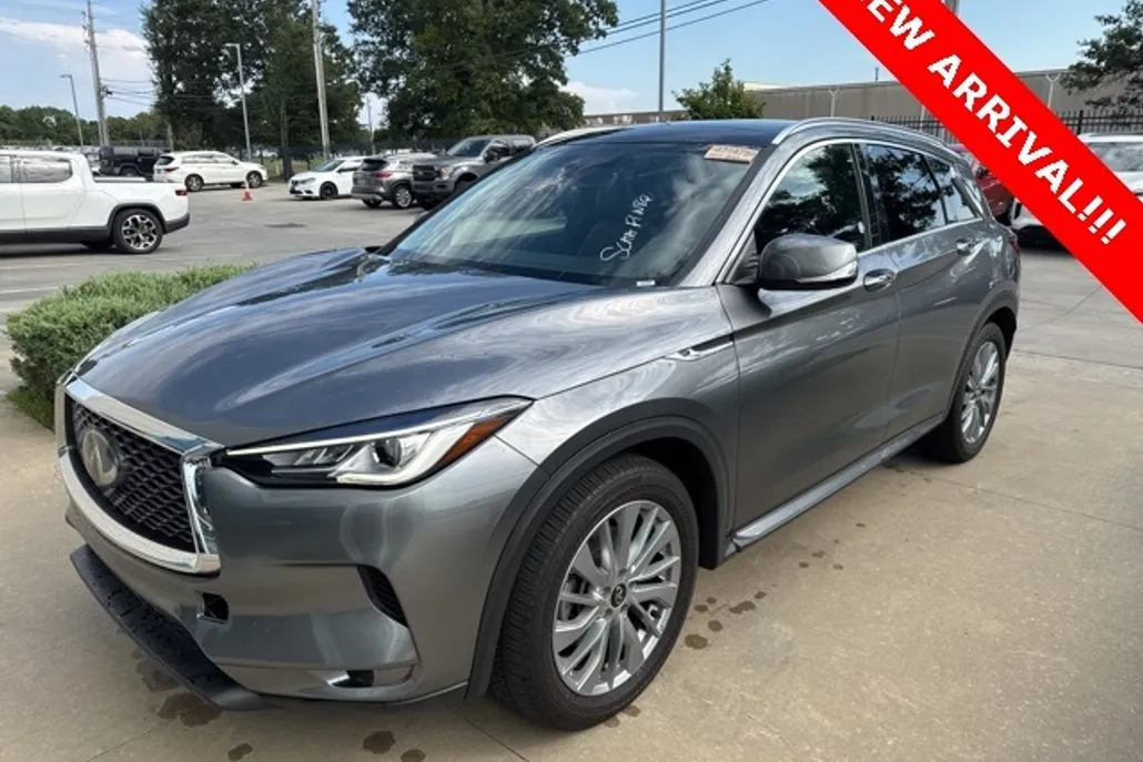 2024 Infiniti QX50 Luxe photo 1