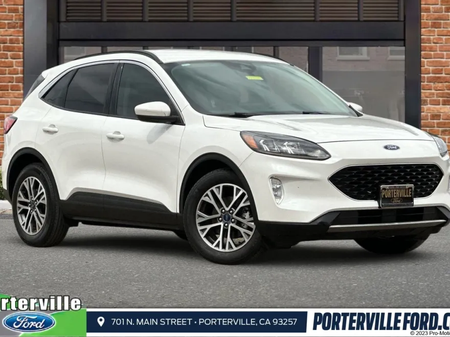 2020 Ford Escape SEL photo 1