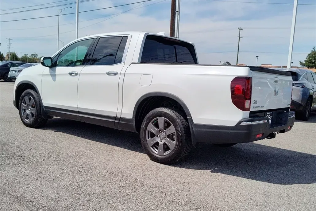 2020 Honda Ridgeline RTL-E photo 1
