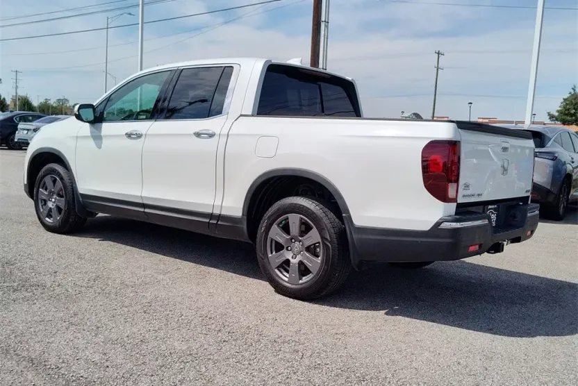 2020 Honda Ridgeline RTL-E photo 1