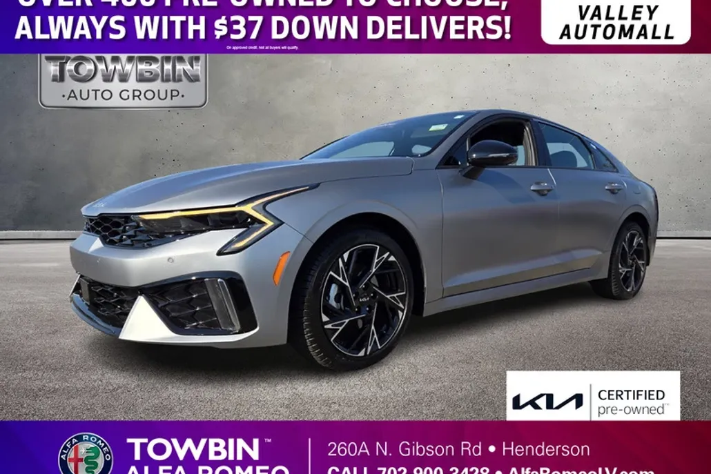 2025 Kia K5 GT-Line photo 1