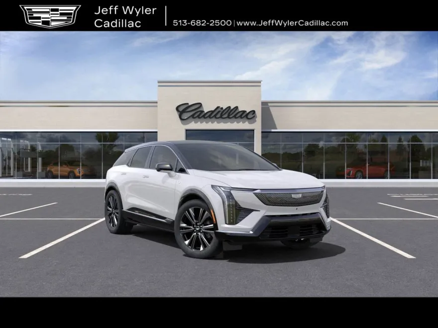 2025 Cadillac Optiq Luxury photo 1