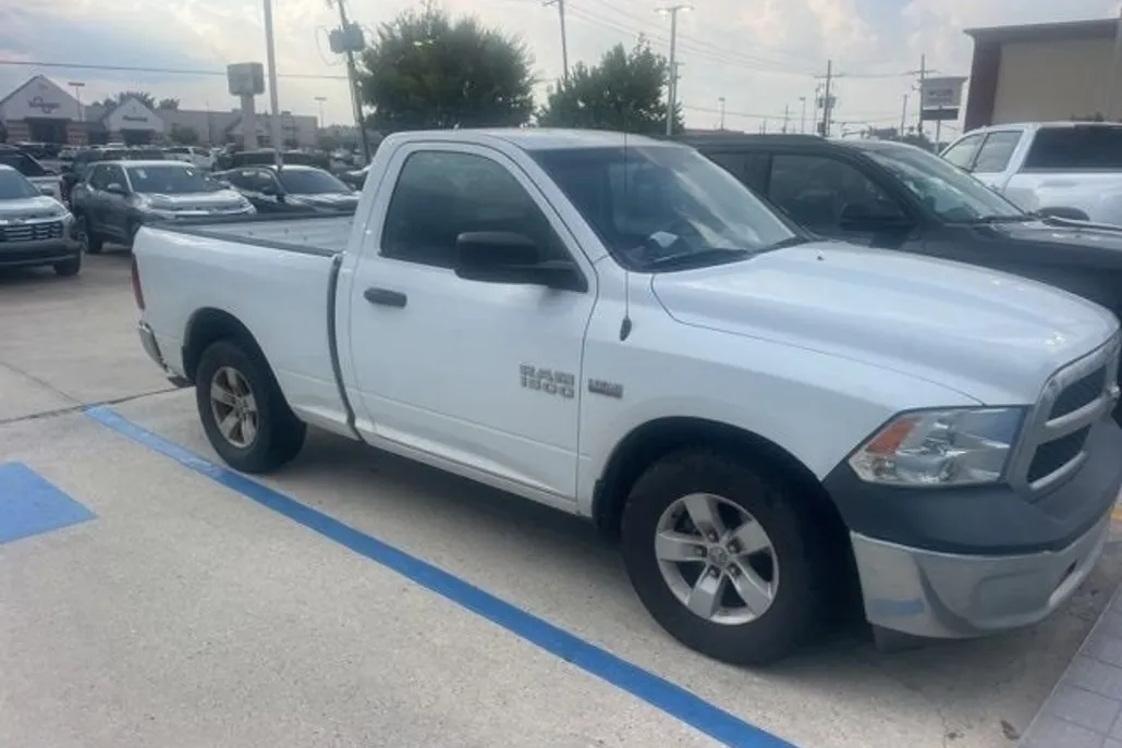 2016 Ram 1500 Tradesman photo 1