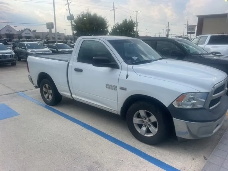 2016 Ram 1500 Tradesman photo 1