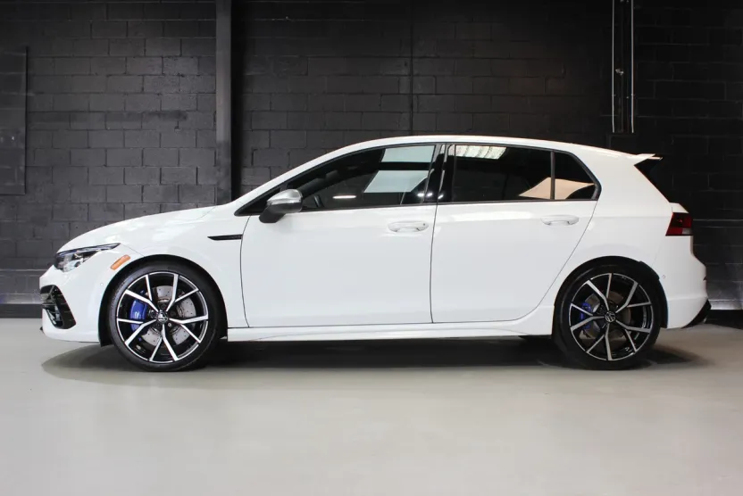 2022 Volkswagen Golf R 4Motion photo 1