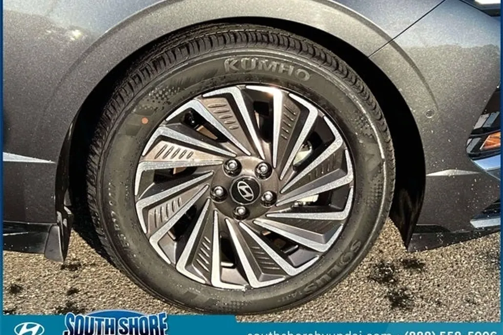 2024 Hyundai Sonata Hybrid Limited photo 1
