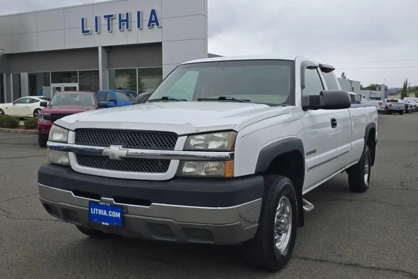 2003 Chevrolet Silverado 2500HD LS photo 1