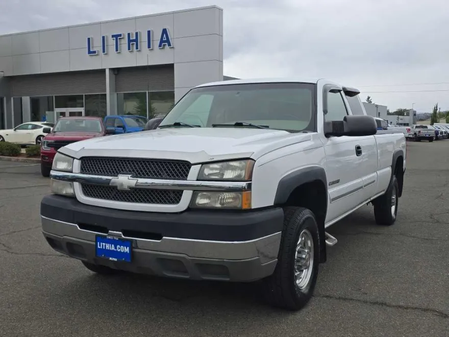 2003 Chevrolet Silverado 2500HD LS photo 1