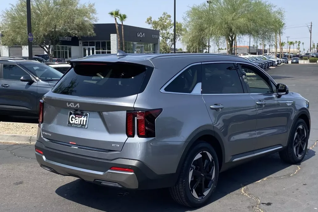 2025 Kia Sorento Hybrid EX photo 1