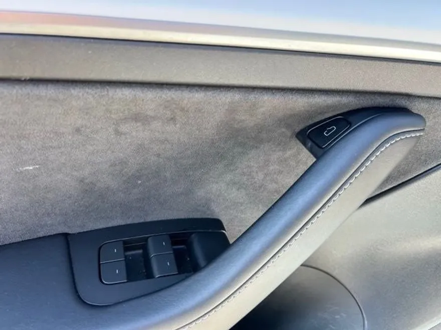 2022 Tesla Model 3 Performance photo 18
