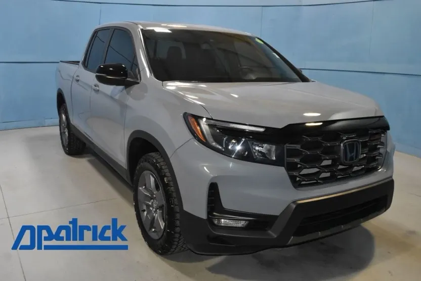 2024 Honda Ridgeline TrailSport photo 1