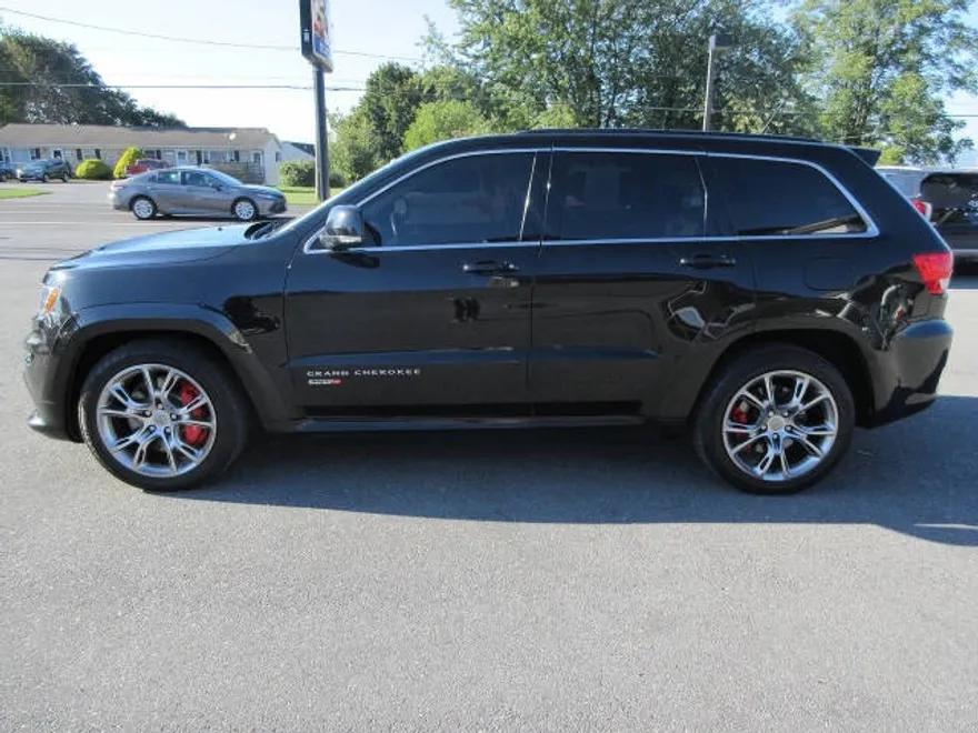 2012 Jeep Grand Cherokee SRT8 photo 1