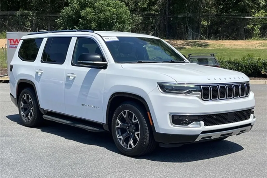 2023 Jeep Wagoneer Series III photo 1