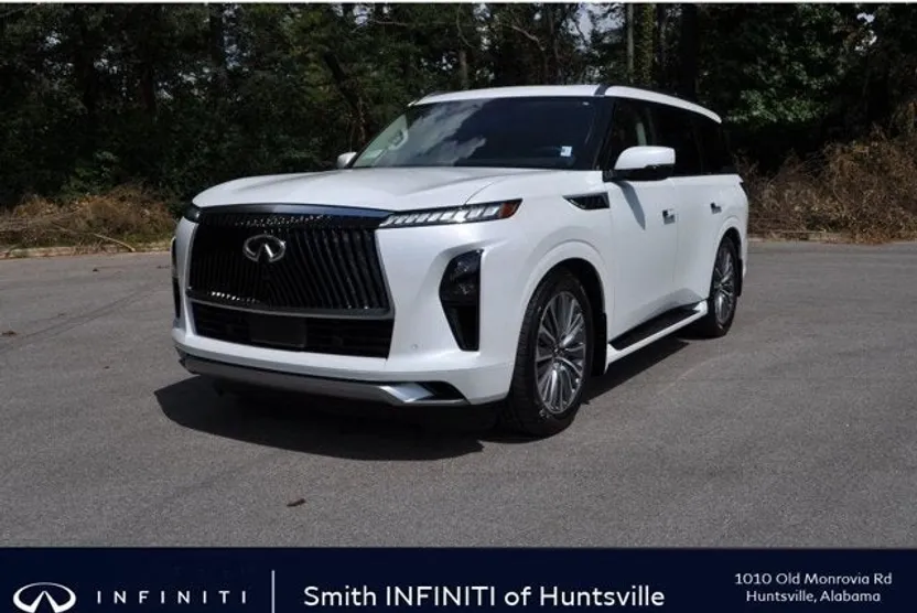 2026 Infiniti QX80 Luxe photo 1