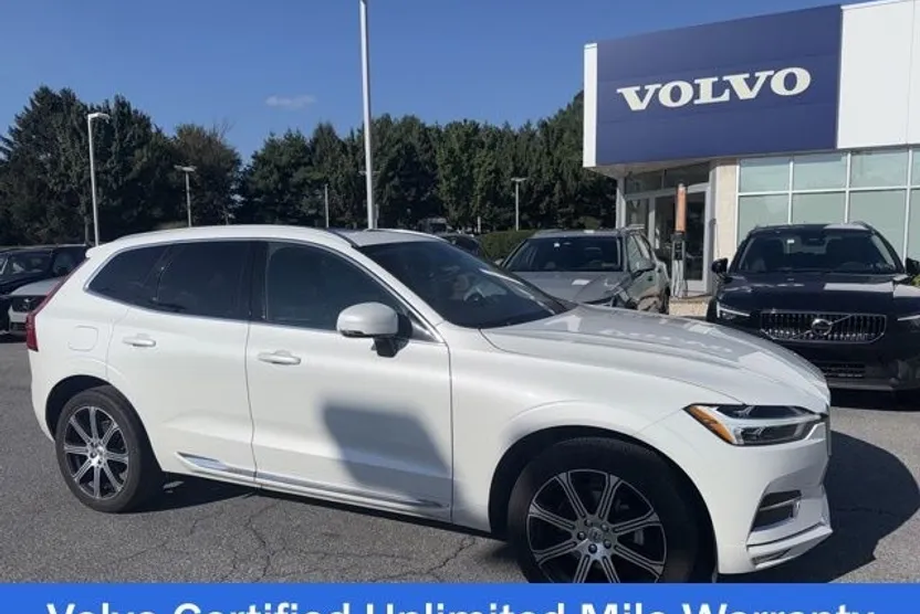 2021 Volvo XC60 T5 Inscription photo 1