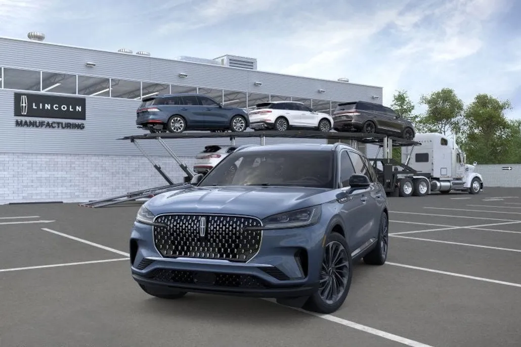 2025 Lincoln Aviator Reserve photo 1