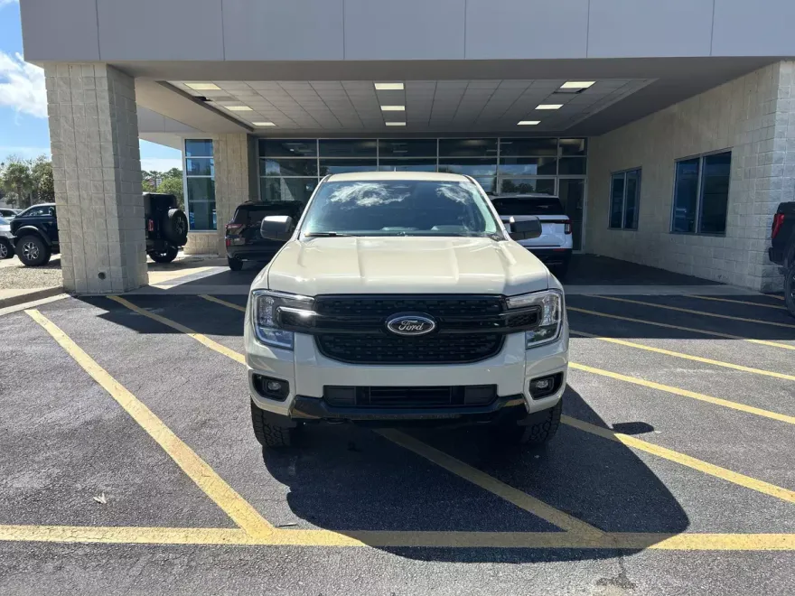 2025 Ford Ranger XLT photo 1