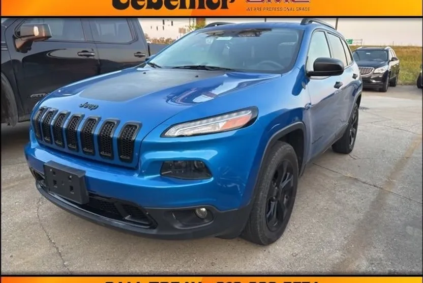 2017 Jeep Cherokee Altitude photo 1