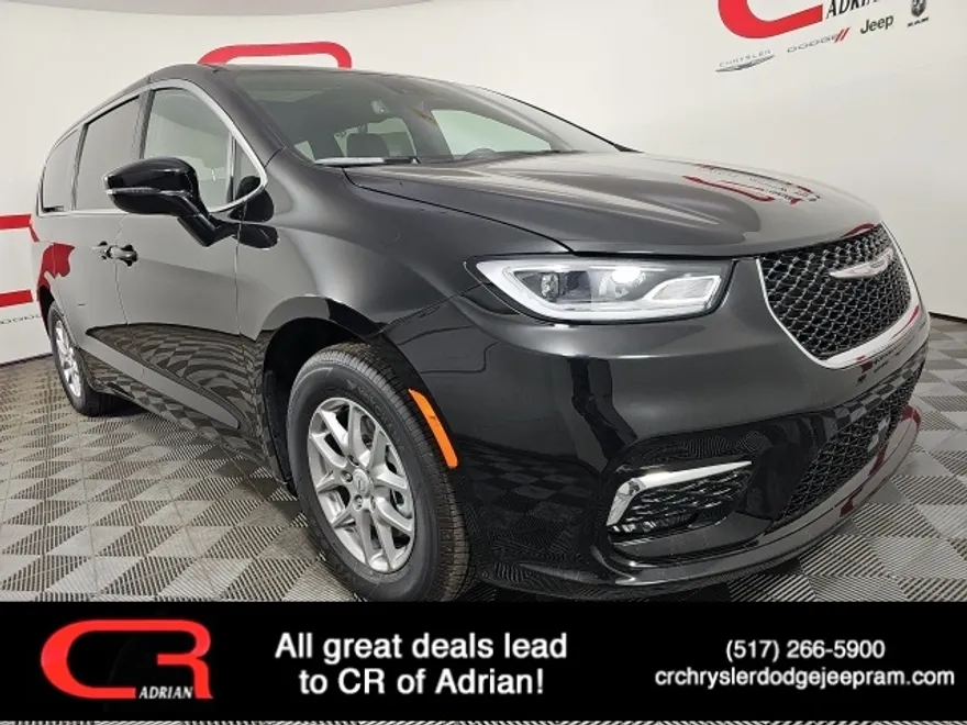 2026 Chrysler Pacifica photo 1