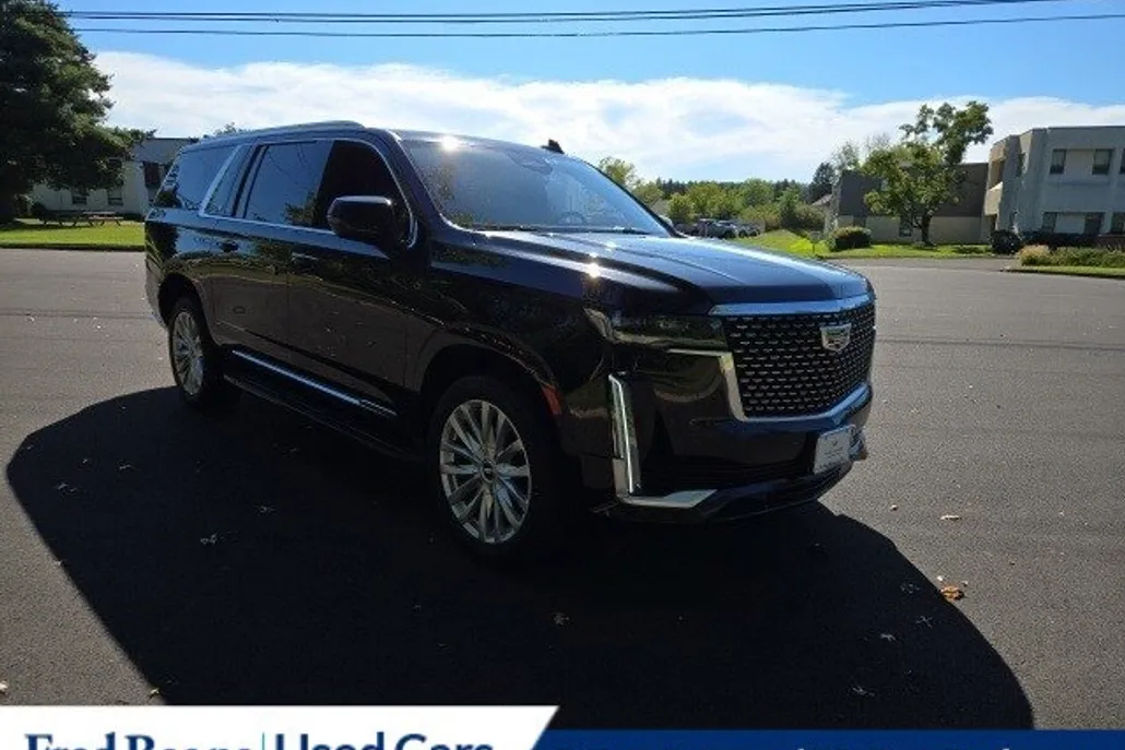 2024 Cadillac Escalade ESV Luxury photo 1
