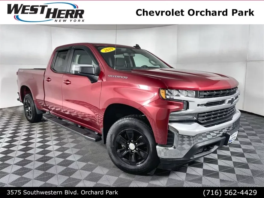 2019 Chevrolet Silverado 1500 LT photo 1