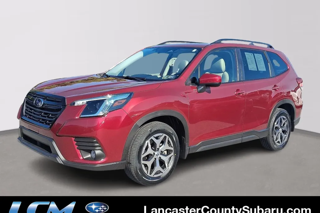2023 Subaru Forester Premium photo 1