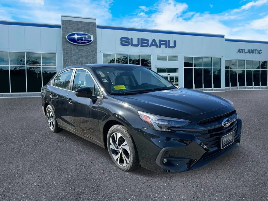 2025 Subaru Legacy Premium photo 1