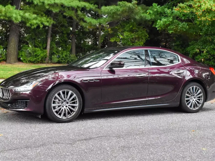 2019 Maserati Ghibli S photo 1