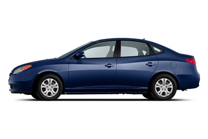 2010 Hyundai Elantra GLS photo 1