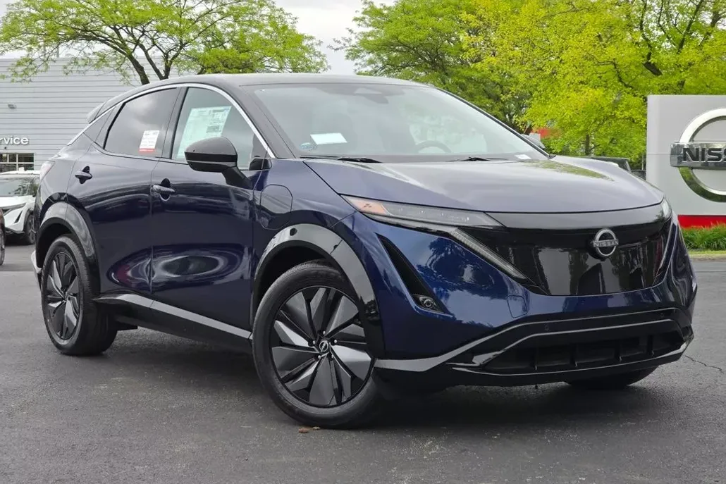 2025 Nissan ARIYA Evolve+ photo 1