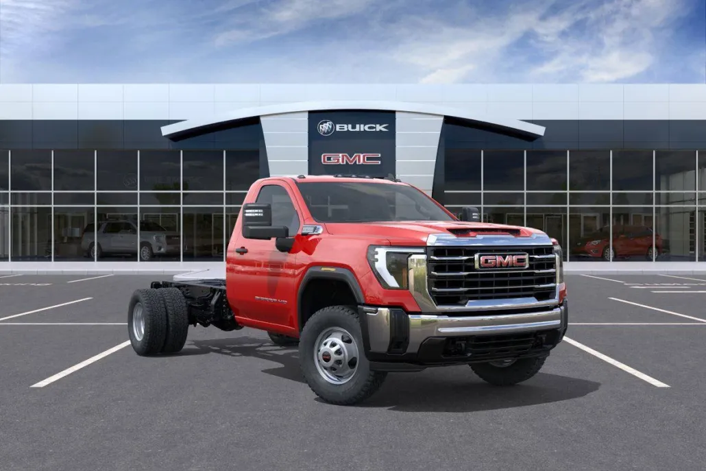2025 Gmc Sierra 3500 Pro photo 1