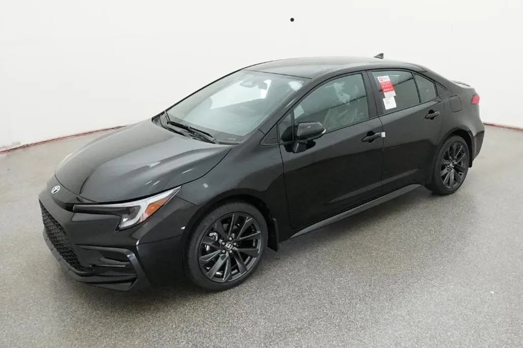 2025 Toyota Corolla SE photo 1