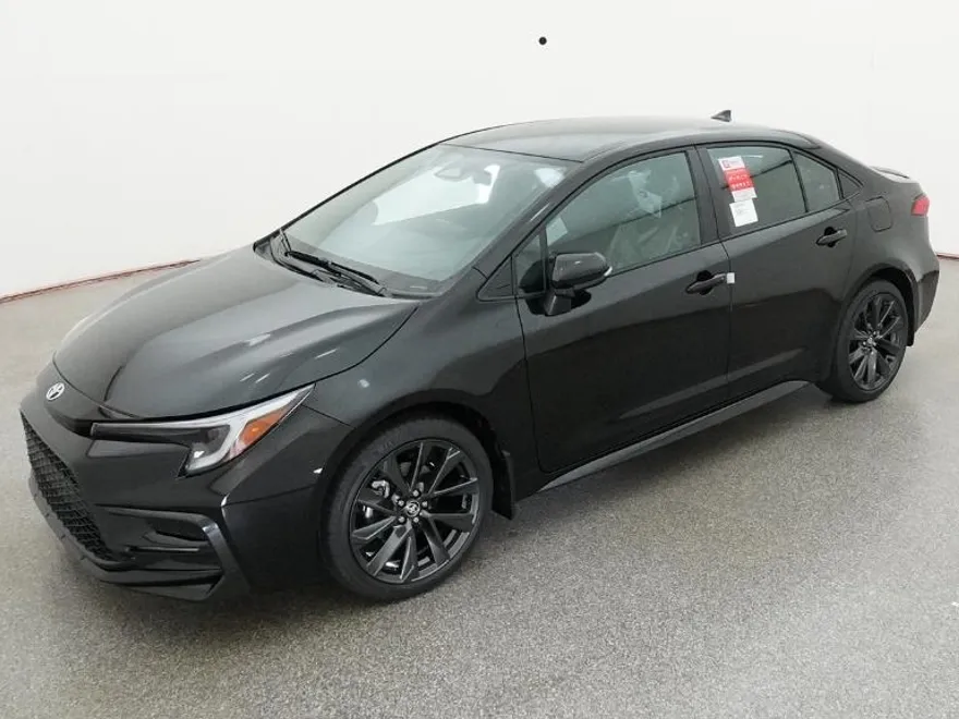 2025 Toyota Corolla SE photo 1