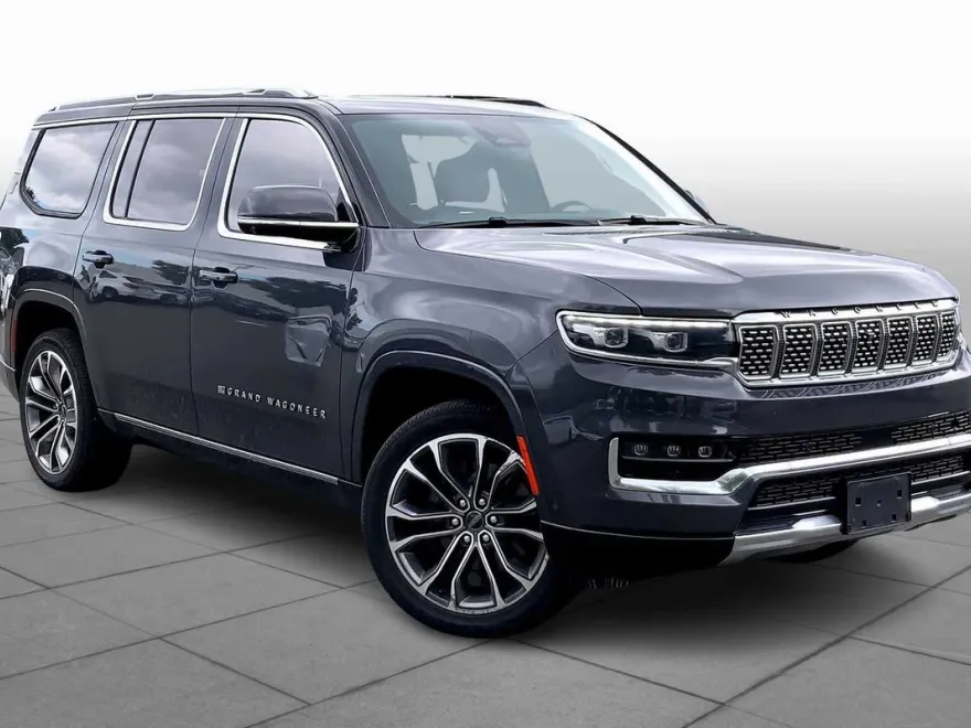 2022 Jeep Grand Wagoneer III photo 1