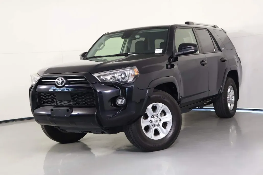 2021 Toyota 4Runner SR5 photo 1