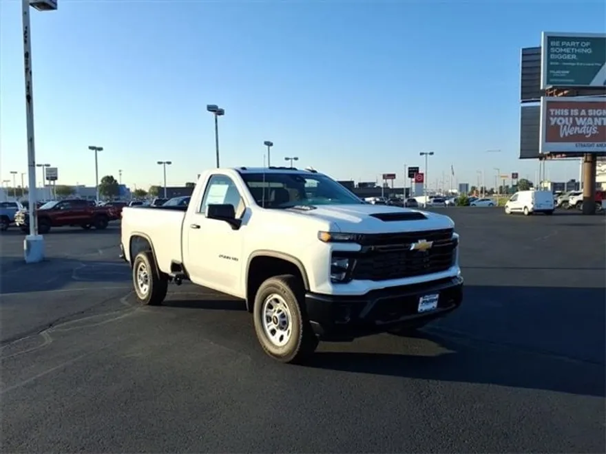 2026 Chevrolet Silverado 2500HD photo 1