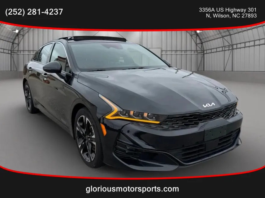 2022 Kia K5 GT-Line photo 1