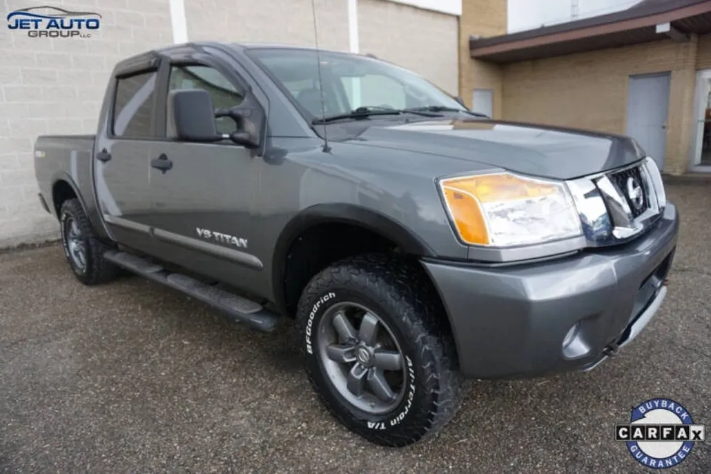 2014 Nissan Titan PRO-4X photo 1